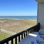 Apartman 2 Pieces Avec Balcon Et Acces Direct A Cabourg, Animaux Admis - Fr-1-487-352 Cabourg