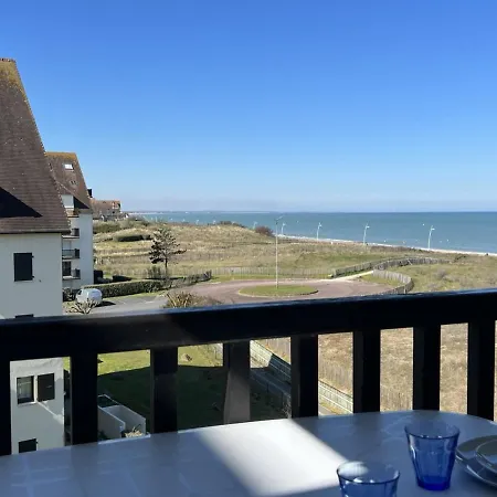 2 Pièces Avec Balcon Et Accès Direct à Cabourg, Animaux Admis - Fr-1-487-352 Cabourg